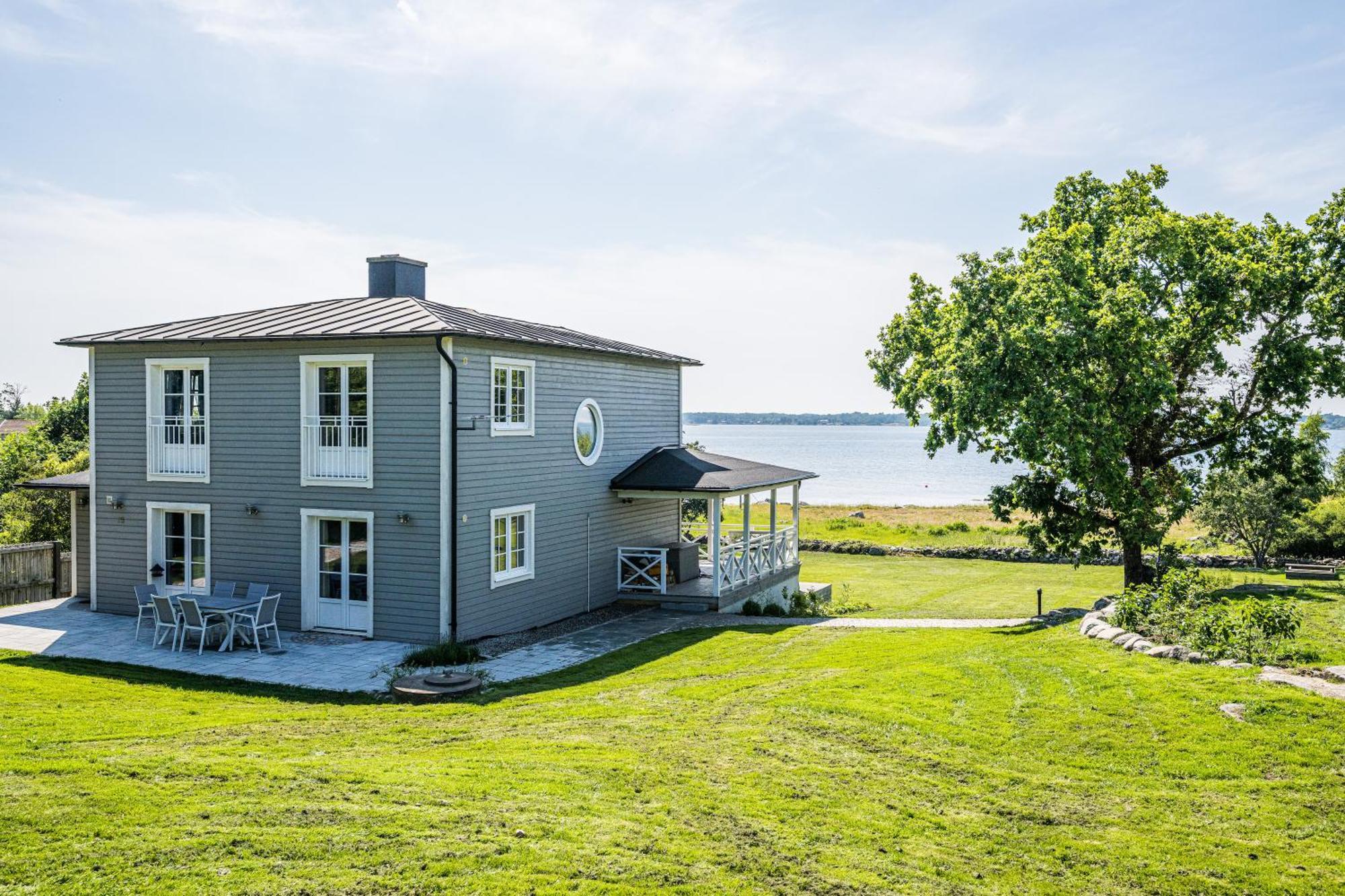 Exclusive Tranquil Villa By The Sea, Boat Available Drottningskar Екстер'єр фото